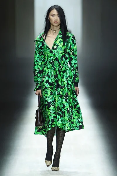 Look 42